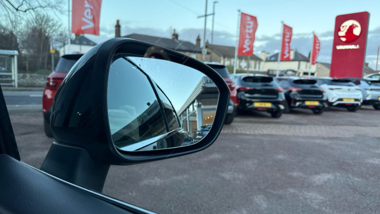 Nissan Qashqai 1.3 DiG-T MH 158 N-Connecta 5dr Petrol Hatchback